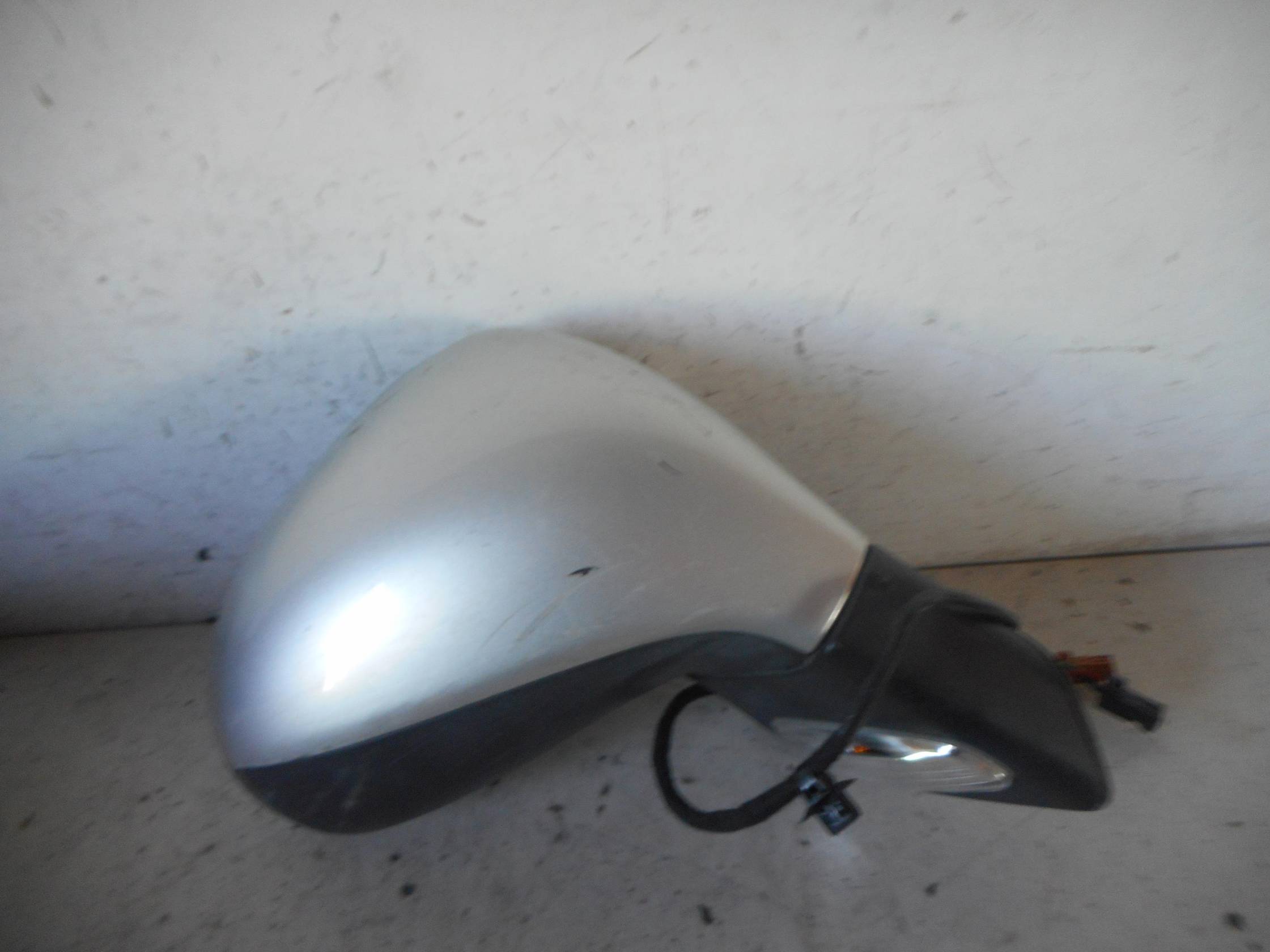 Retrovisore est. regolaz. elettr. dx.